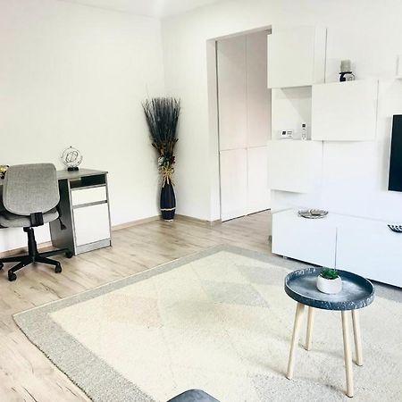 Comfy Apartment - Free Private Parking,Ac,Wi-Fi Карей Экстерьер фото