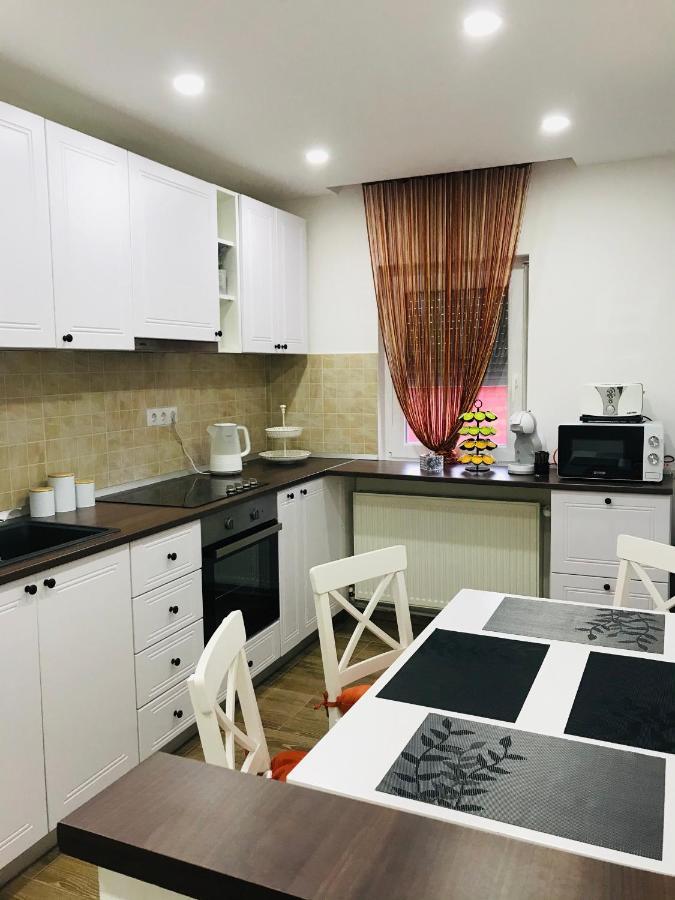 Comfy Apartment - Free Private Parking,Ac,Wi-Fi Карей Экстерьер фото