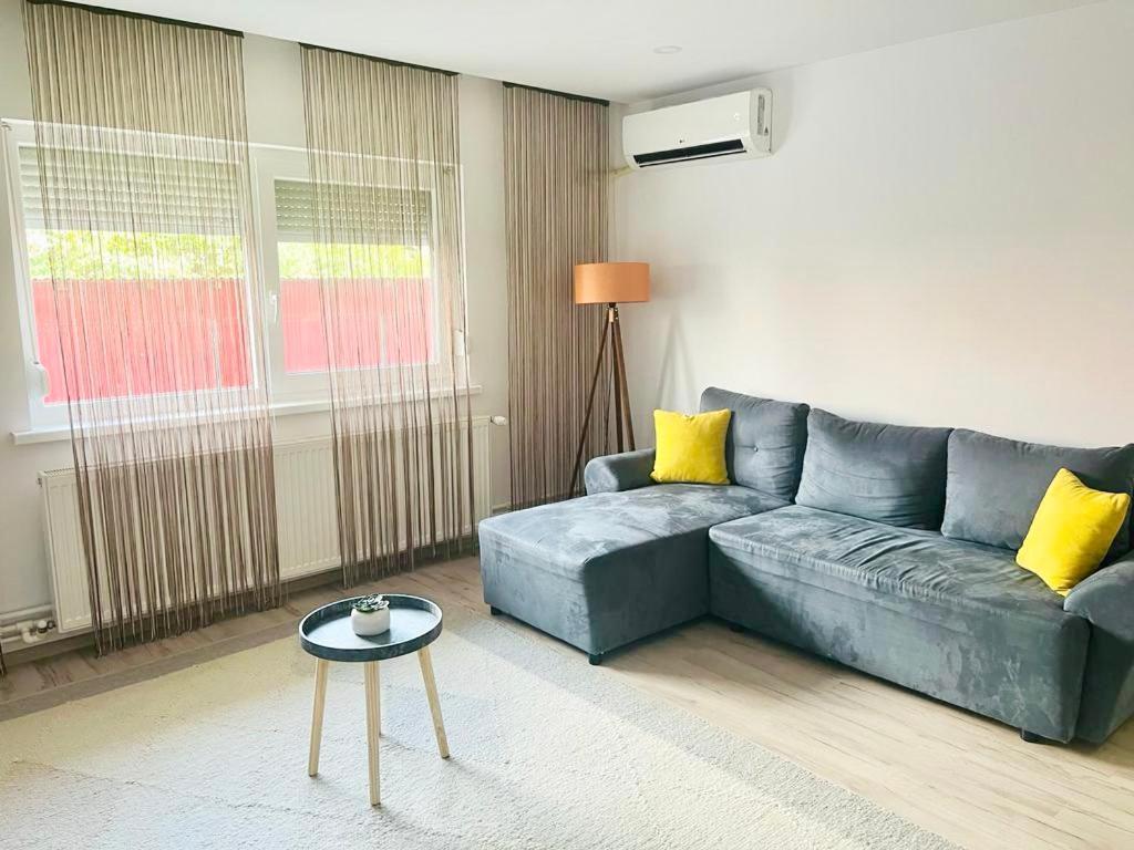 Comfy Apartment - Free Private Parking,Ac,Wi-Fi Карей Экстерьер фото